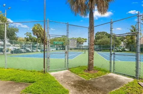 2035 Winners Circle North Lauderdale FL 33068