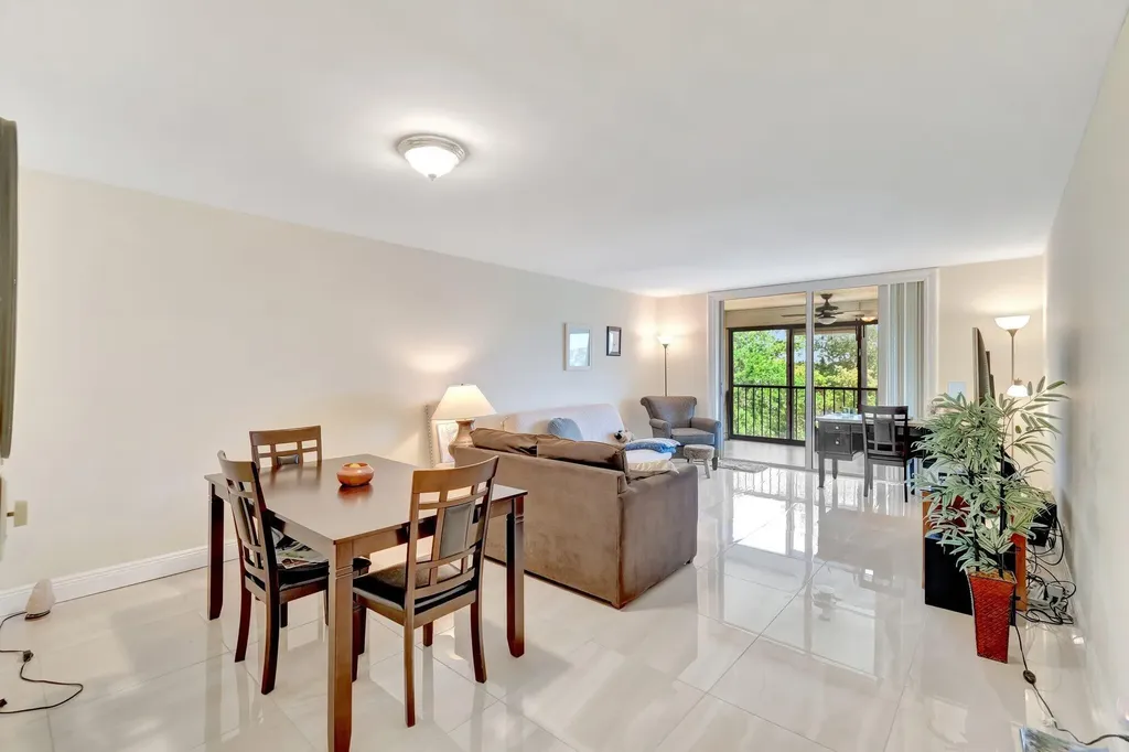 14723 Cumberland Drive Delray Beach FL 33446