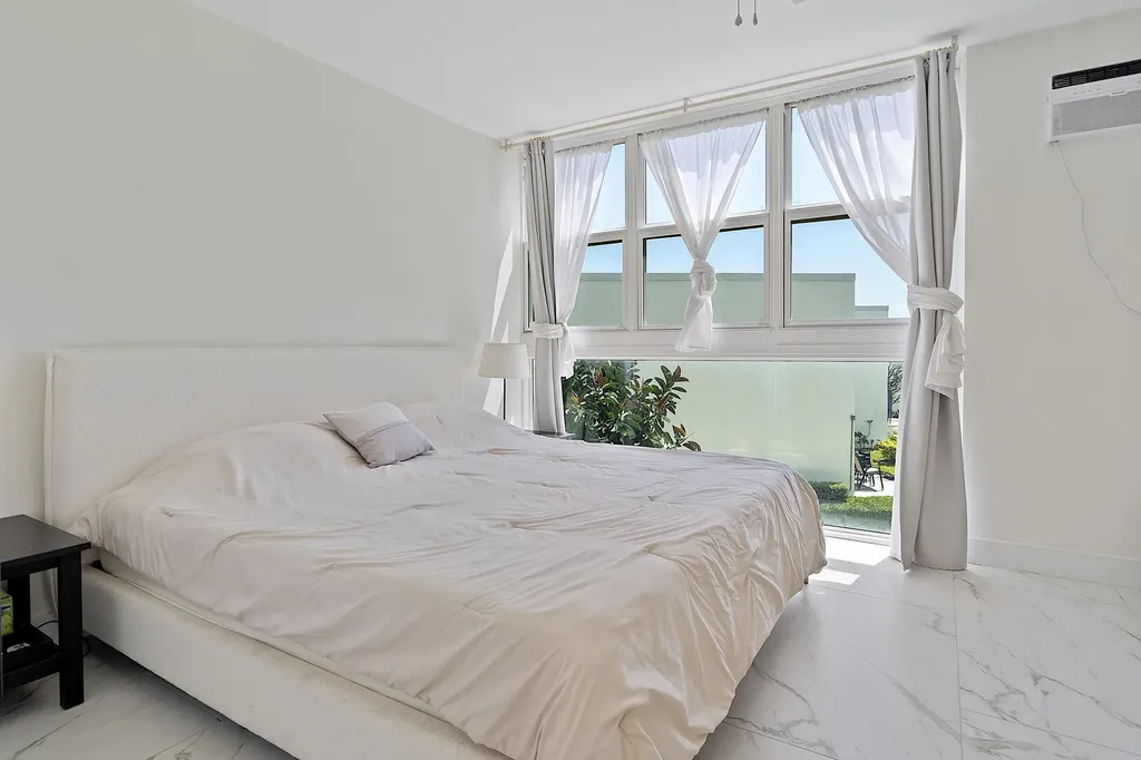 1200 N Fort Lauderdale Beach Boulevard Fort Lauderdale FL 33304