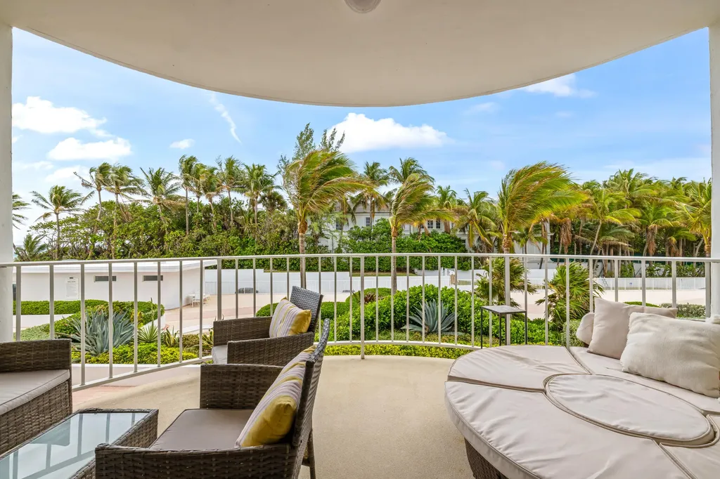 2295 S Ocean Boulevard Palm Beach FL 33480