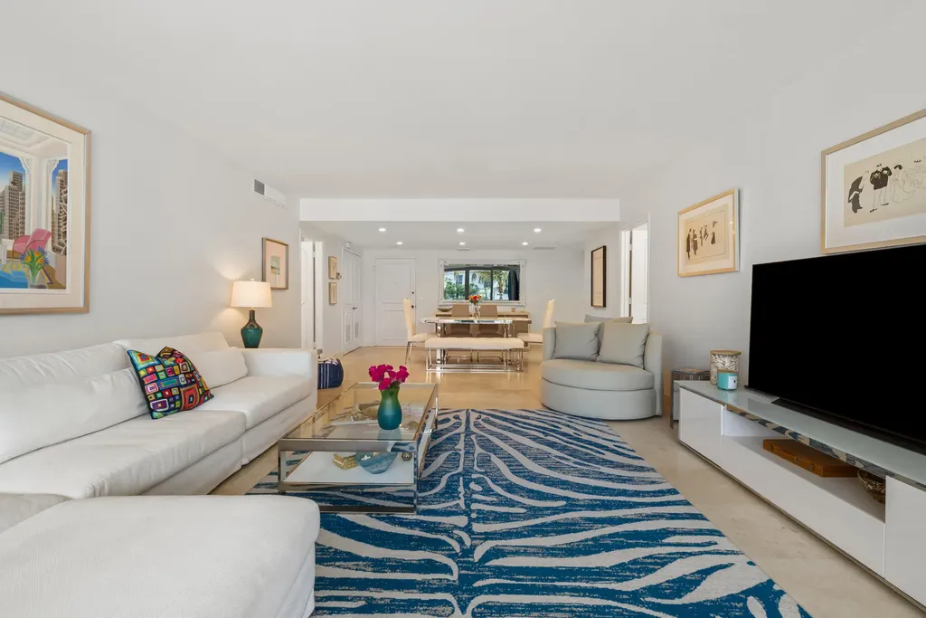 2295 S Ocean Boulevard Palm Beach FL 33480