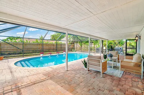 718 SW 27th Place Boynton Beach FL 33435