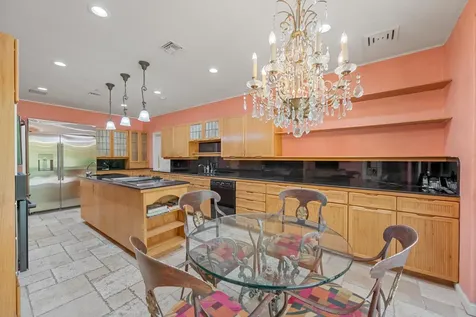 23 Sloans Curve Drive Palm Beach FL 33480