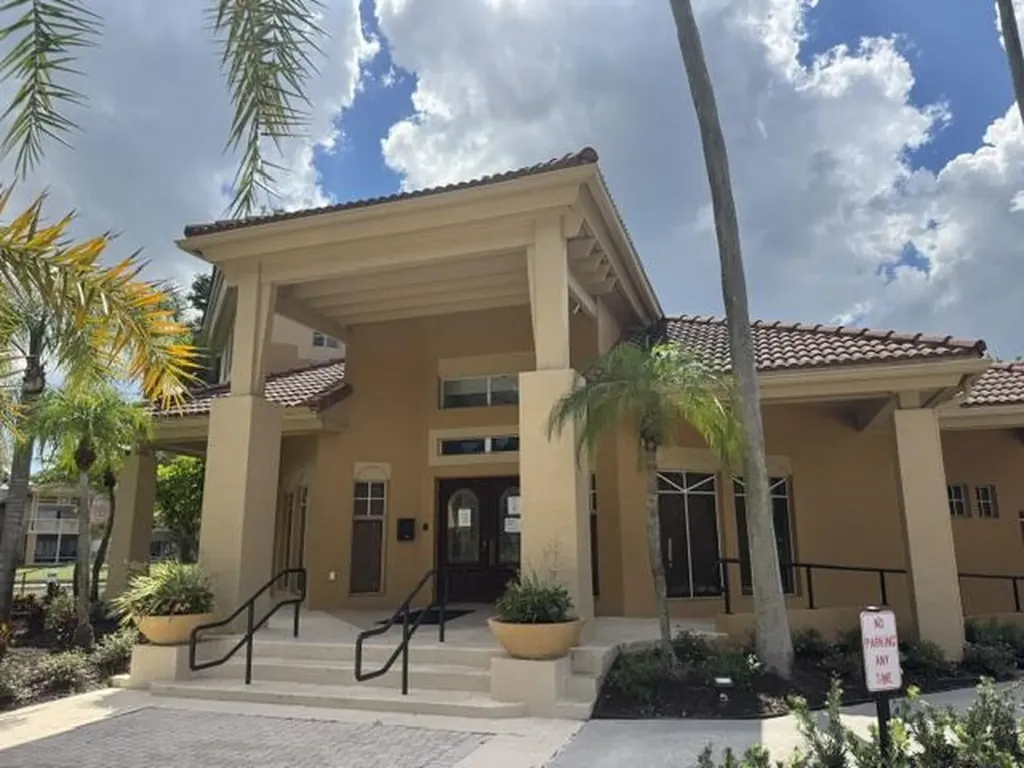 4807 Via Palm Lakes West Palm Beach FL 33417