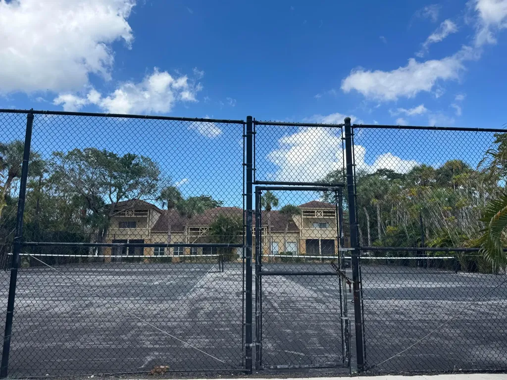 4807 Via Palm Lakes West Palm Beach FL 33417