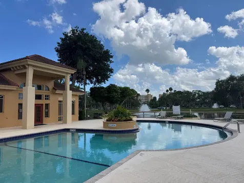 4807 Via Palm Lakes West Palm Beach FL 33417