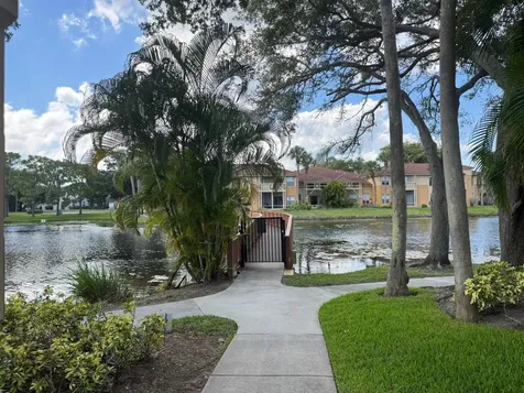 4807 Via Palm Lakes West Palm Beach FL 33417