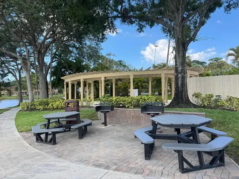 4807 Via Palm Lakes West Palm Beach FL 33417