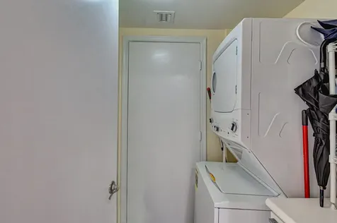 2640 Lake Shore Drive Riviera Beach FL 33404