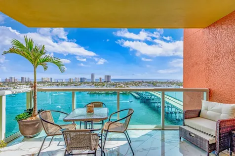 2640 Lake Shore Drive Riviera Beach FL 33404