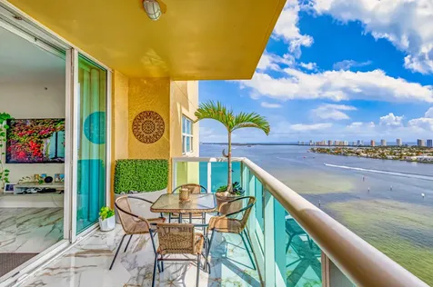 2640 Lake Shore Drive Riviera Beach FL 33404