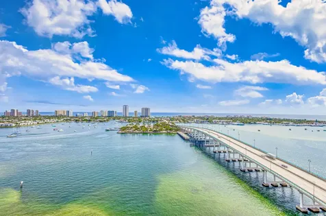 2640 Lake Shore Drive Riviera Beach FL 33404