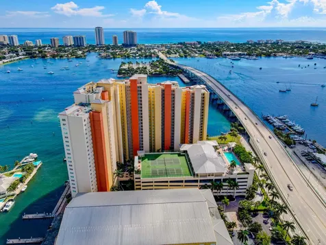 2640 Lake Shore Drive Riviera Beach FL 33404