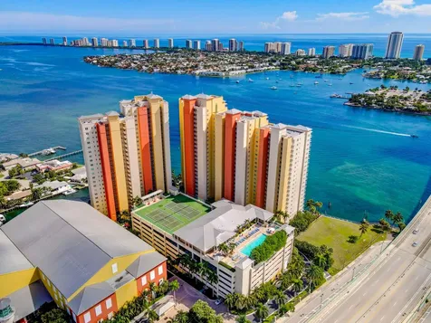 2640 Lake Shore Drive Riviera Beach FL 33404