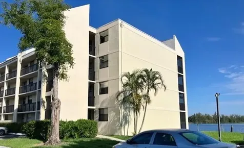 118 Lake Emerald Drive Oakland Park FL 33309