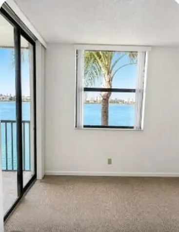 118 Lake Emerald Drive Oakland Park FL 33309