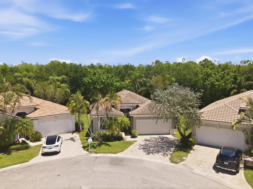 8815 Gibson Cay West Palm Beach FL 33411
