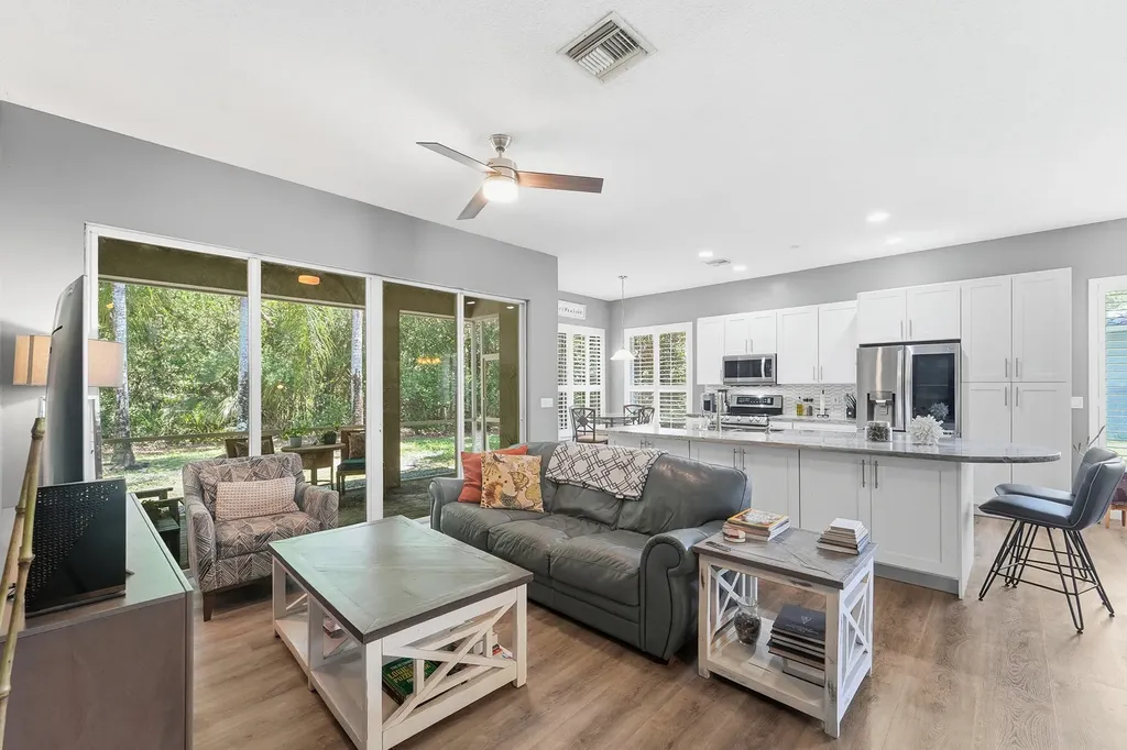 8815 Gibson Cay West Palm Beach FL 33411