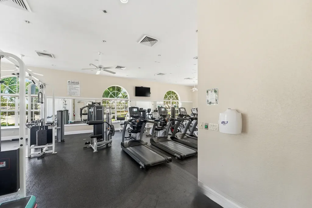 8815 Gibson Cay West Palm Beach FL 33411
