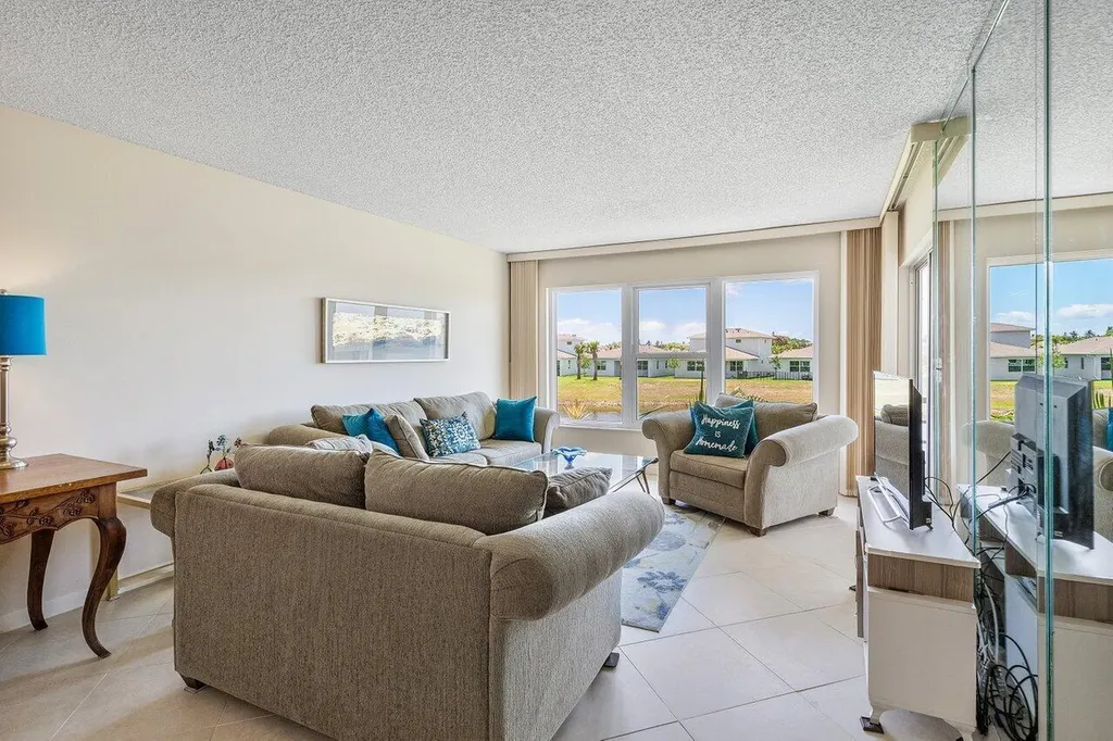 5850 Sugar Palm Court Delray Beach FL 33484