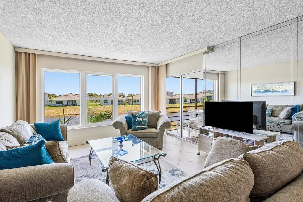 5850 Sugar Palm Court Delray Beach FL 33484