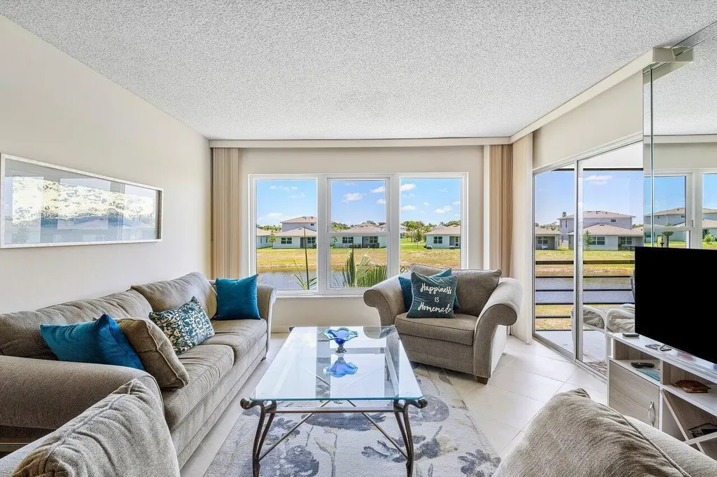 5850 Sugar Palm Court Delray Beach FL 33484