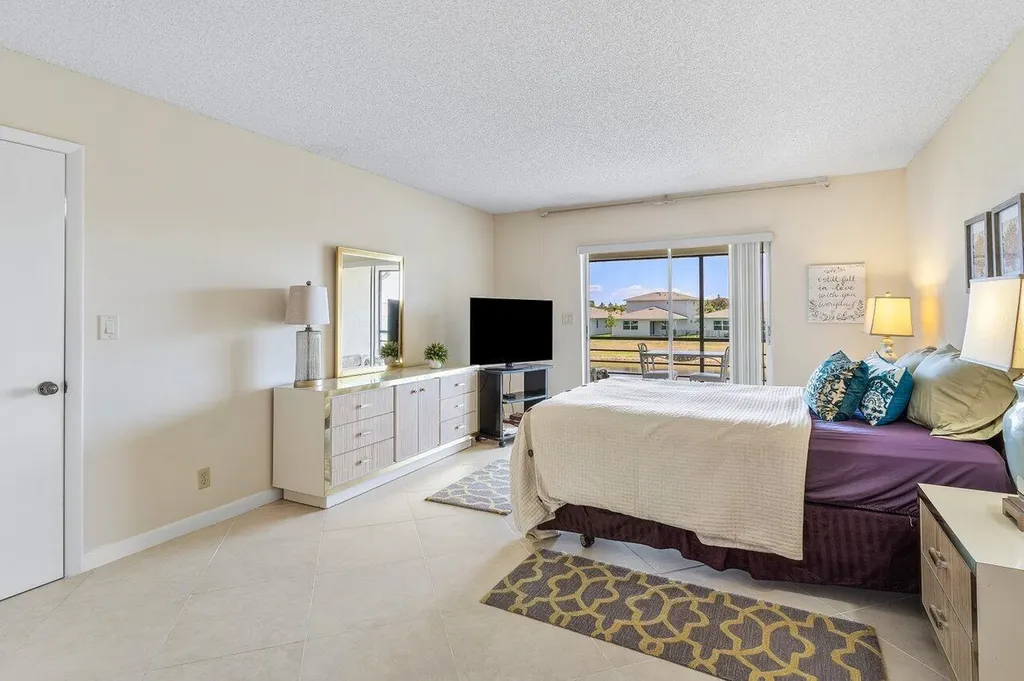 5850 Sugar Palm Court Delray Beach FL 33484