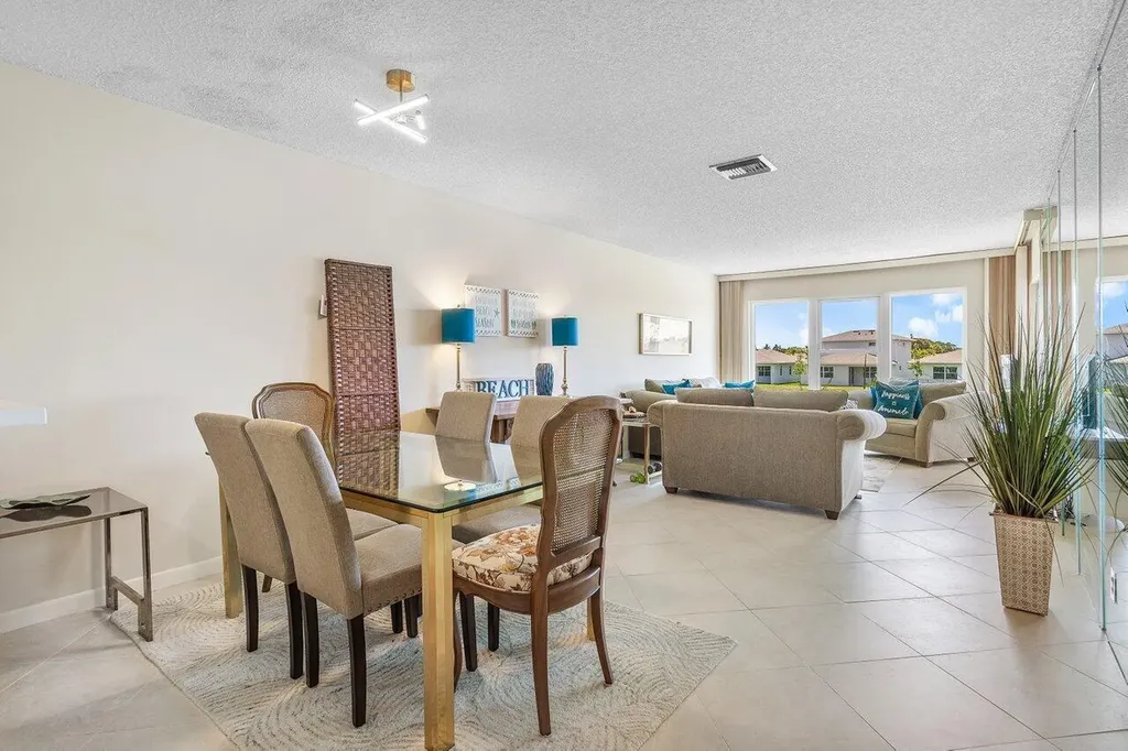 5850 Sugar Palm Court Delray Beach FL 33484