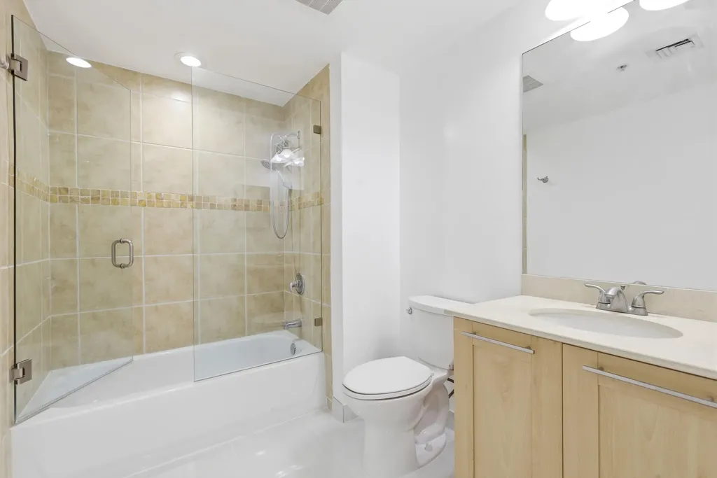 511 SE 5th Avenue Fort Lauderdale FL 33301
