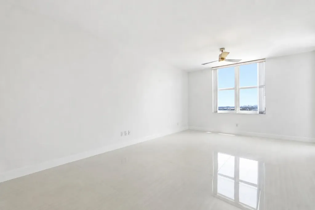 511 SE 5th Avenue Fort Lauderdale FL 33301