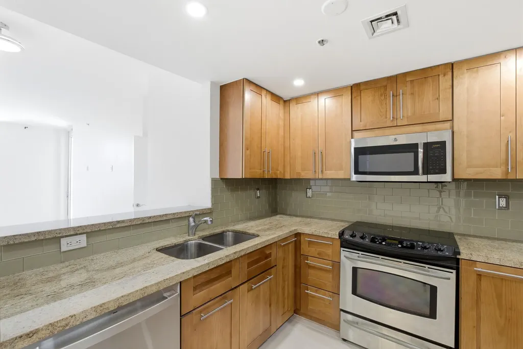 511 SE 5th Avenue Fort Lauderdale FL 33301