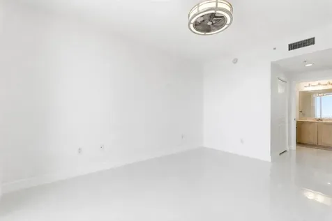 511 SE 5th Avenue Fort Lauderdale FL 33301