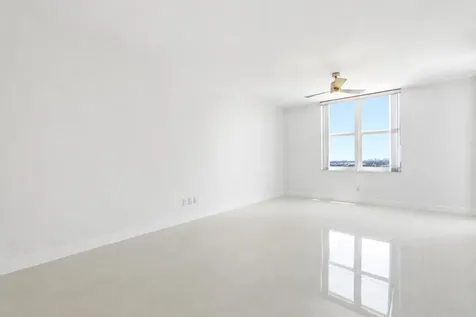 511 SE 5th Avenue Fort Lauderdale FL 33301