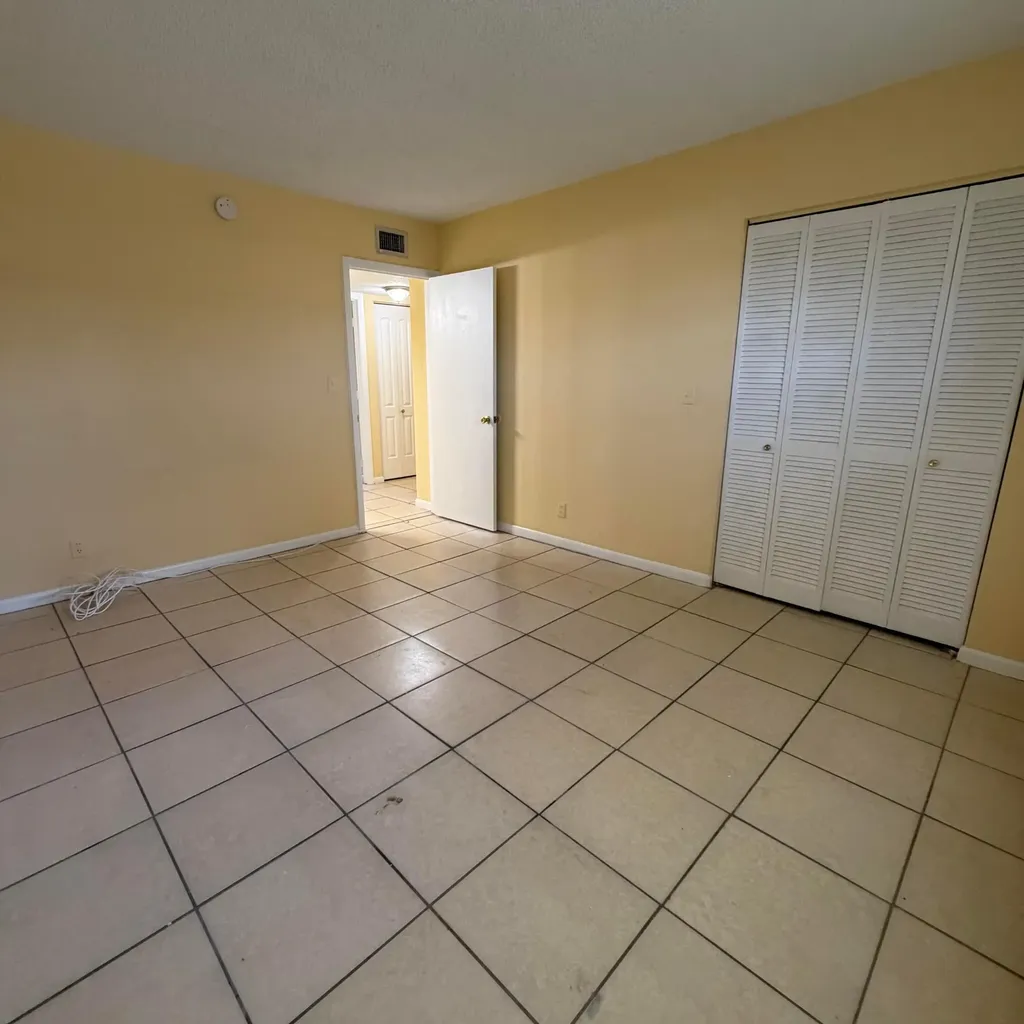 4700 NW 9th Court Plantation FL 33317