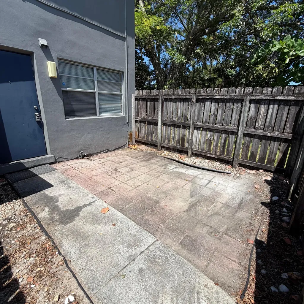 4700 NW 9th Court Plantation FL 33317