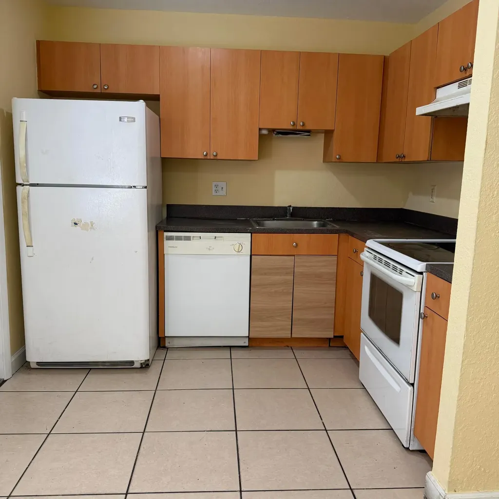 4700 NW 9th Court Plantation FL 33317