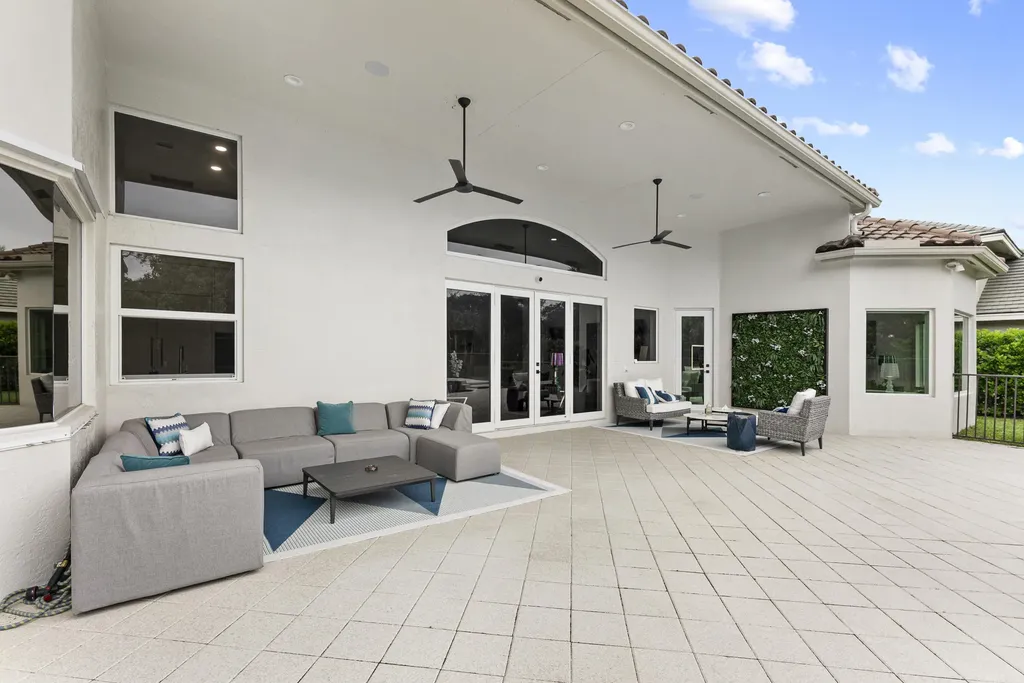 1120 SW 21st Avenue Boca Raton FL 33486