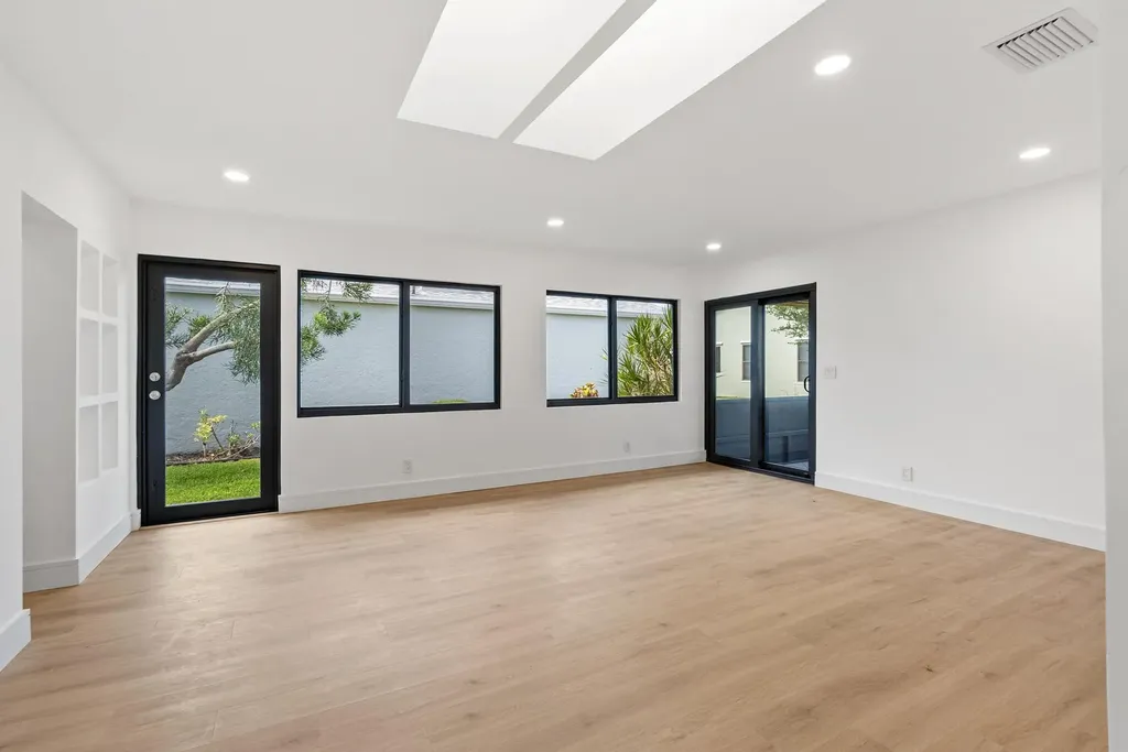 786 NW 31st Avenue Delray Beach FL 33445