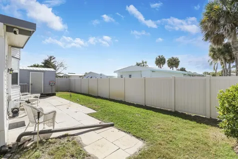 7750 SE Shenandoah Drive Hobe Sound FL 33455