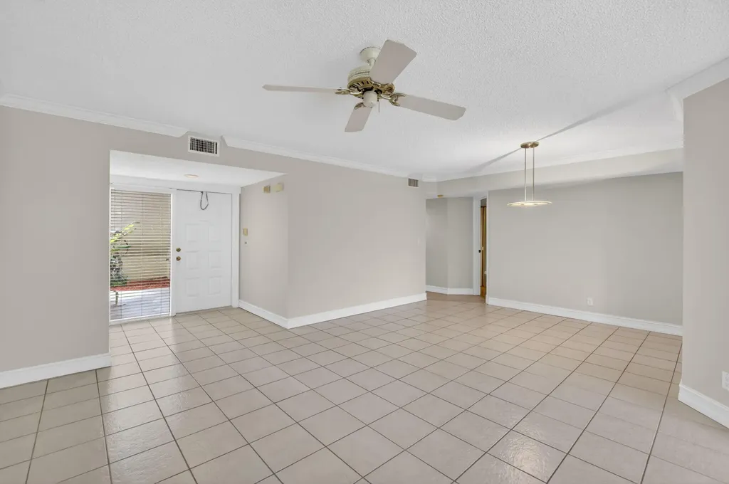 17276 Boca Club Boulevard Boca Raton FL 33487
