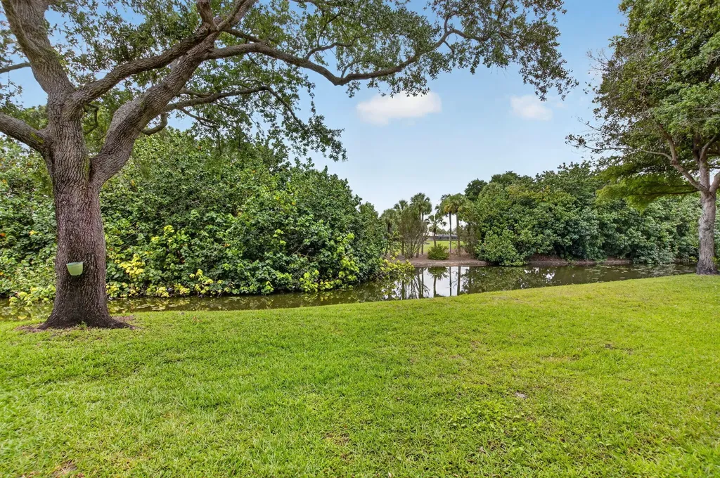 17276 Boca Club Boulevard Boca Raton FL 33487