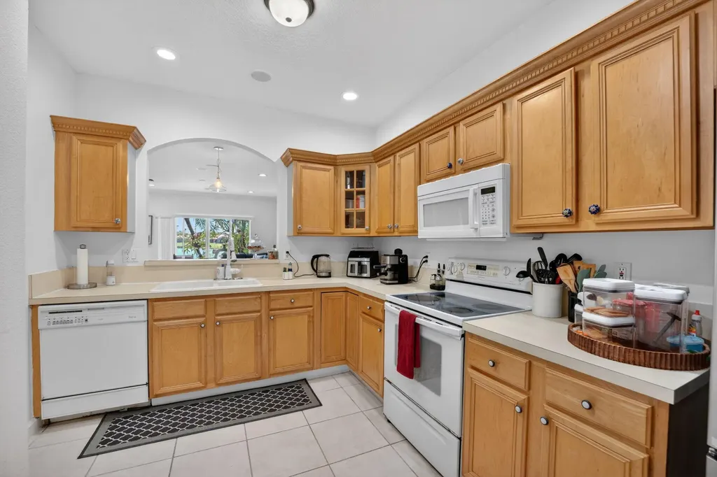 1092 SW 42nd Avenue Deerfield Beach FL 33442