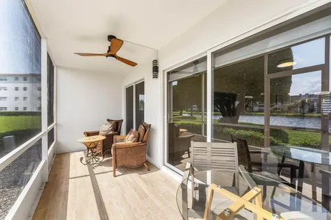 1019 Guildford B Boca Raton FL 33434