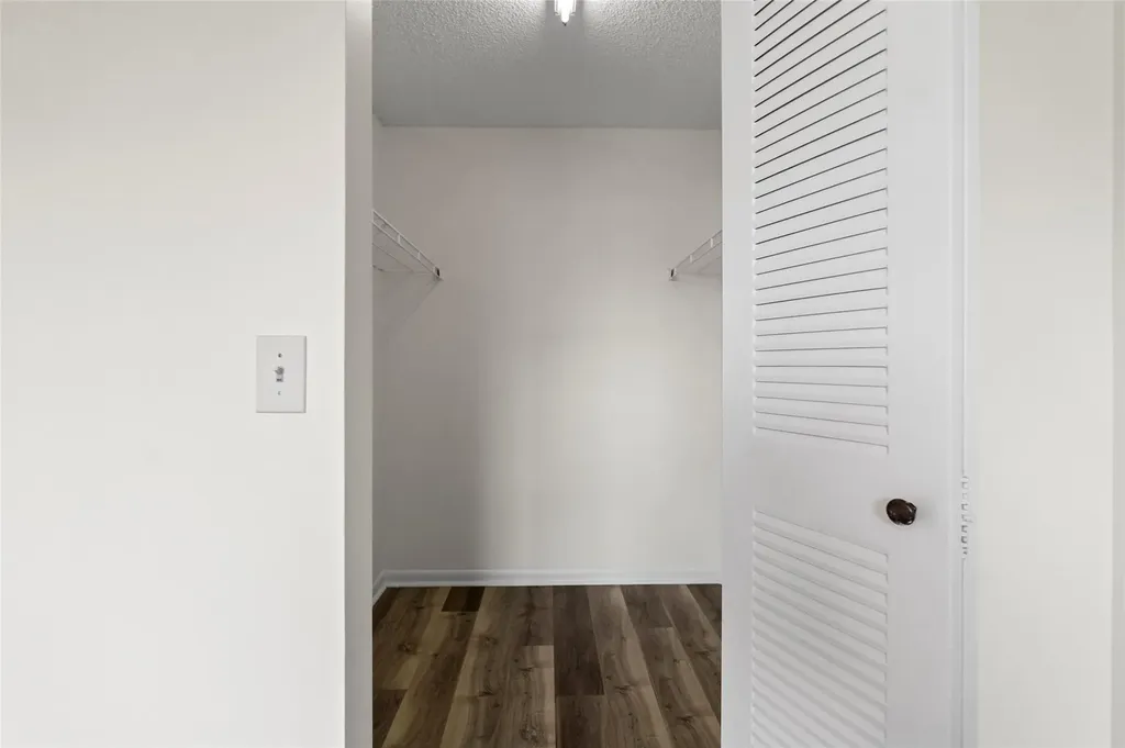 2226 N Cypress Bend Drive Pompano Beach FL 33069
