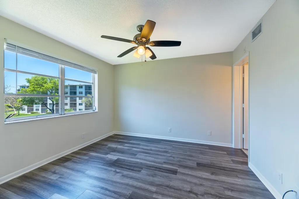 2226 N Cypress Bend Drive Pompano Beach FL 33069