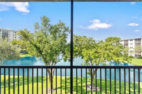2226 N Cypress Bend Drive Pompano Beach FL 33069