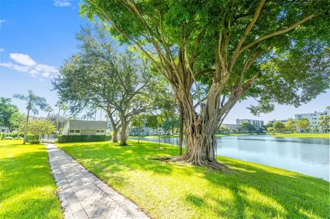2226 N Cypress Bend Drive Pompano Beach FL 33069