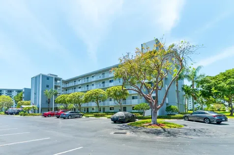 2226 N Cypress Bend Drive Pompano Beach FL 33069