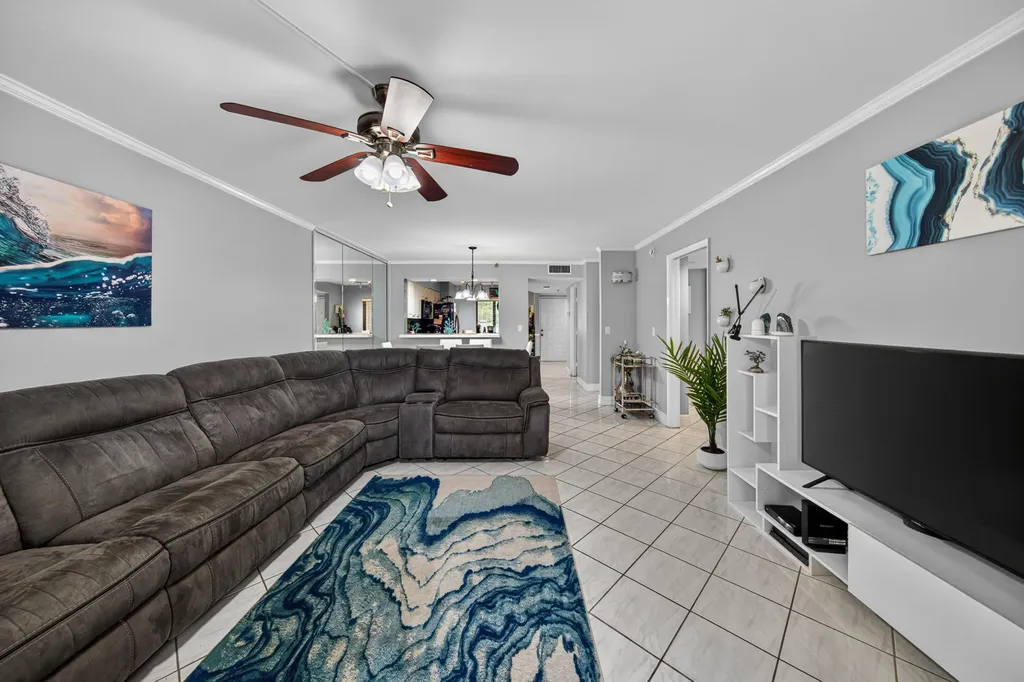 2200 S Cypress Bend Drive Pompano Beach FL 33069