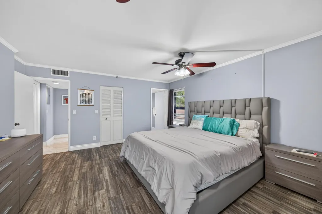 2200 S Cypress Bend Drive Pompano Beach FL 33069